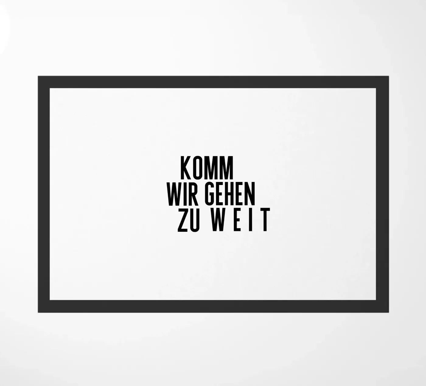 Zu Weit deurmat van PurePeachStudio