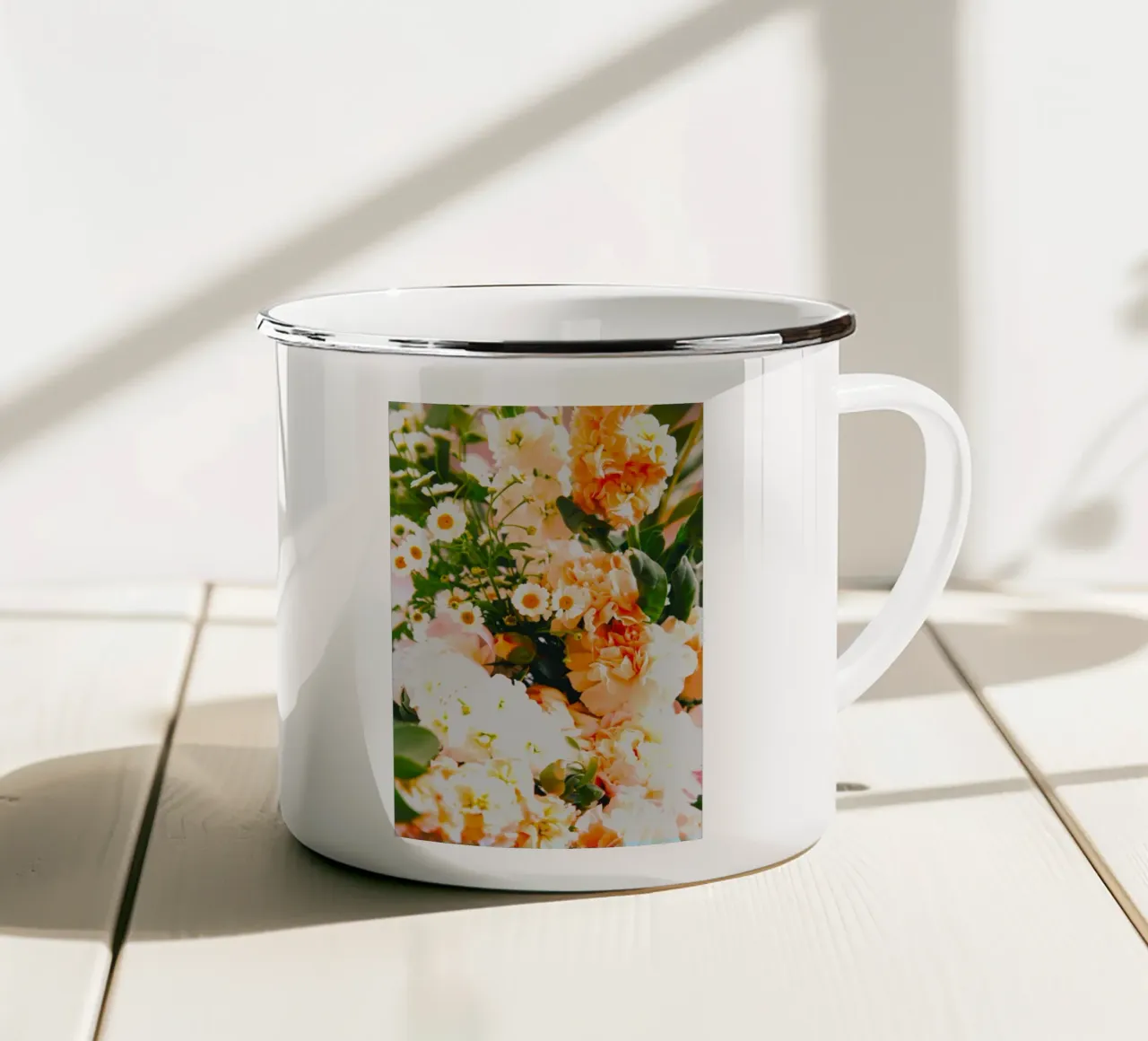 I petali danno colore, diffondono amore tazza in smalto da Nature's Palette