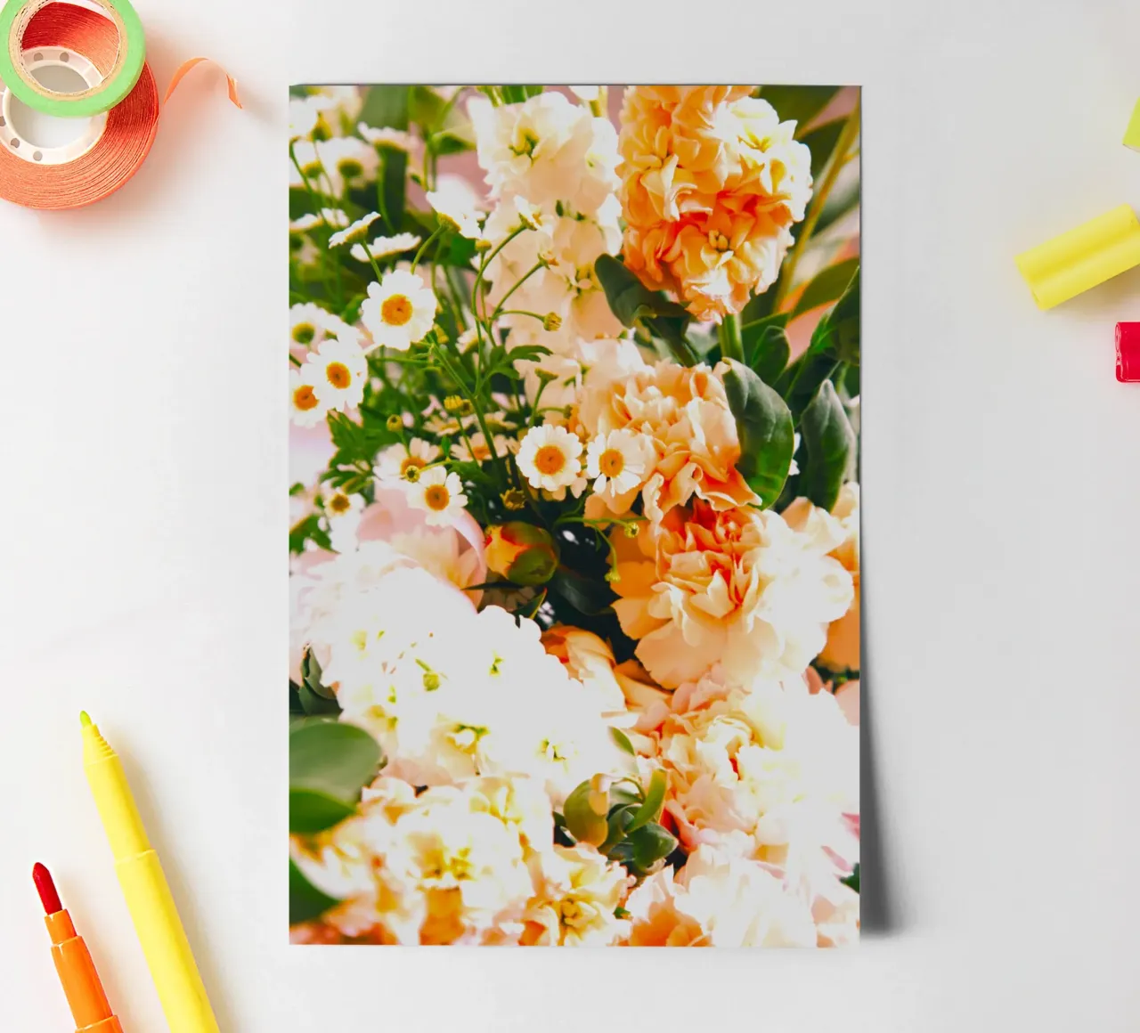 I petali danno colore, diffondono amore foglio adesivo da Nature's Palette