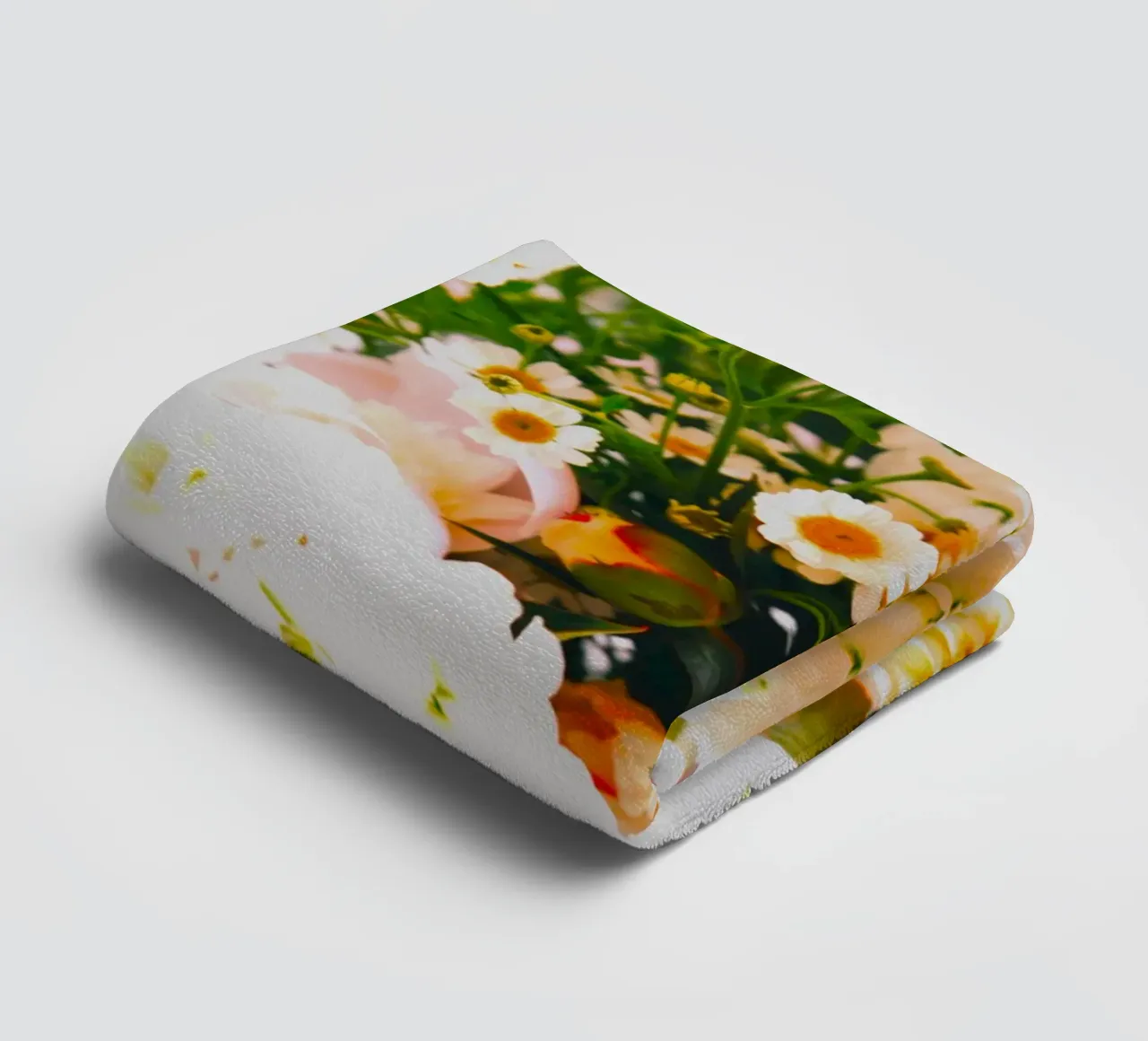I petali danno colore, diffondono amore asciugamano da bagno da Nature's Palette