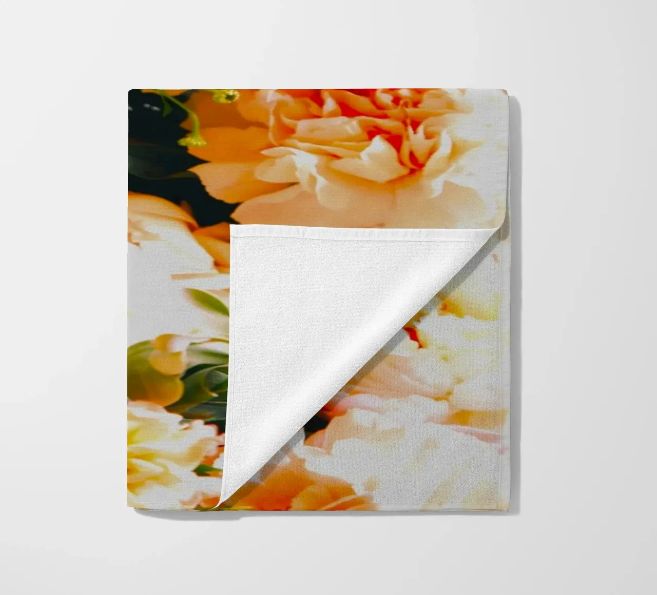 I petali danno colore, diffondono amore telo mare da Nature's Palette