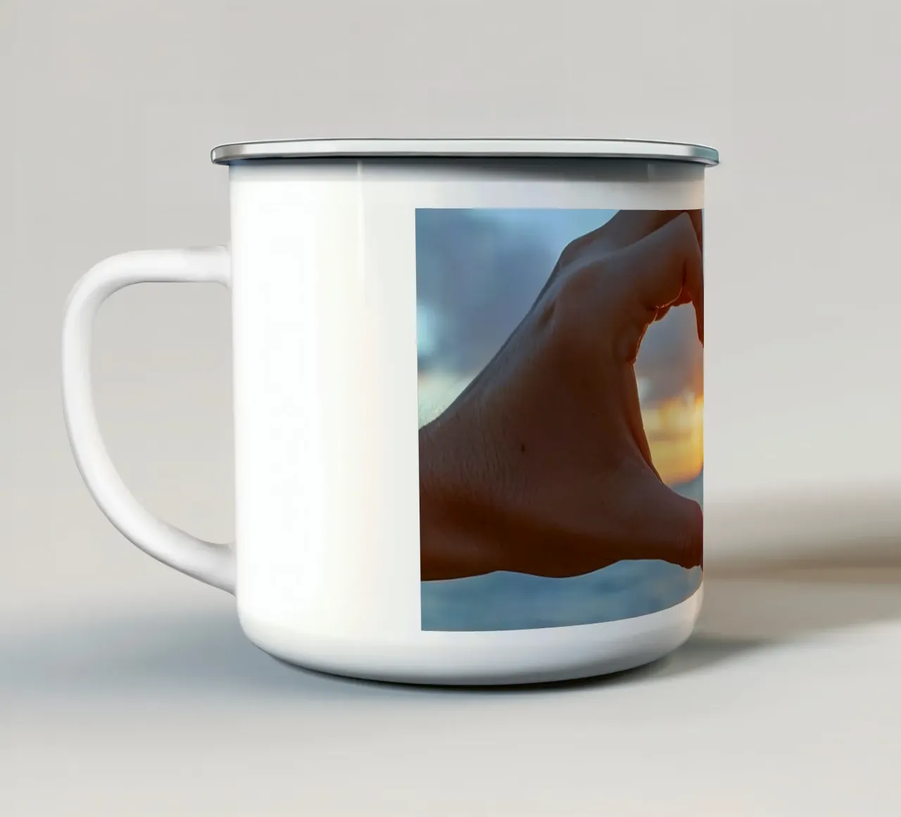 Amore costiero tazza in smalto da M-Ulrich-Digital Art