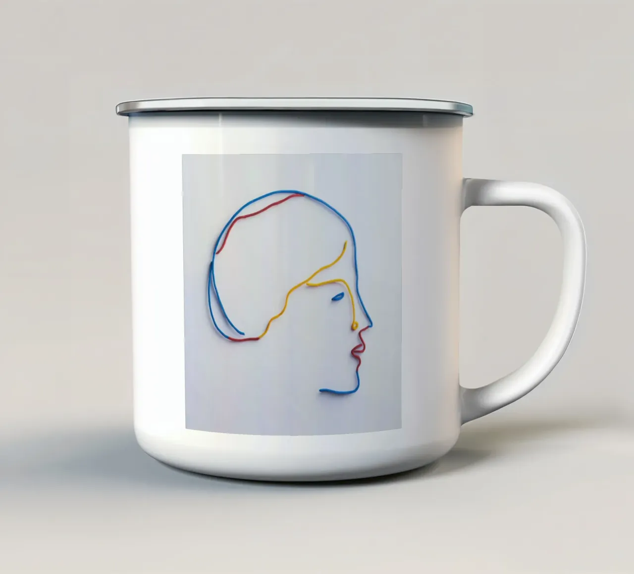 Profilo della linea scultorea tazza in smalto da Katarsis Mann