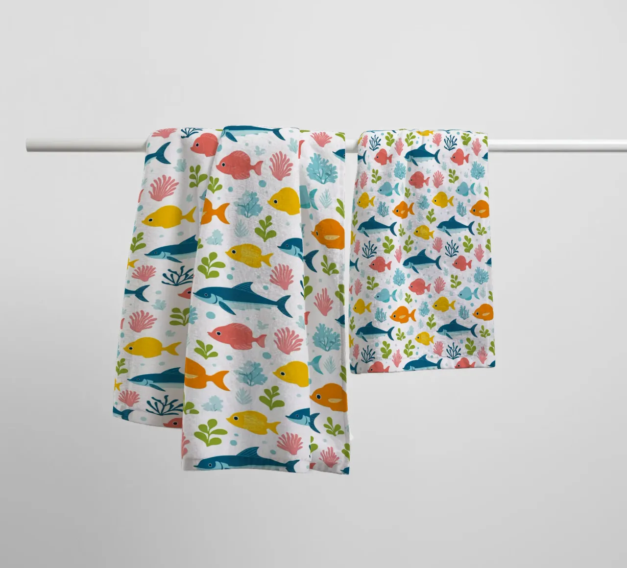 Mondo sommerso - Modello di pesce 3 asciugamano da bagno da Hightown Design