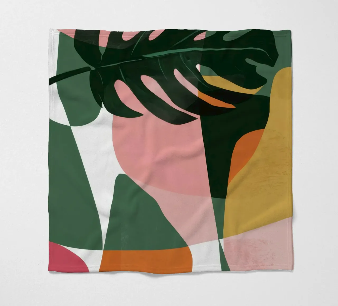 Patchwork di foglie geometriche coperta in pile da Kala Martir