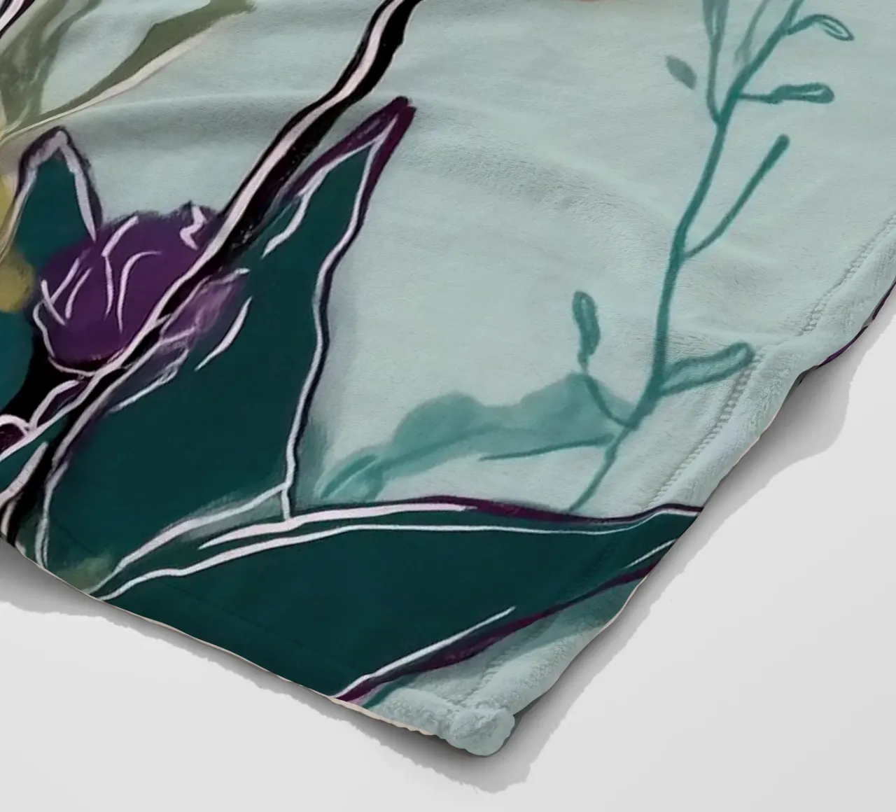 Quiet Petals on a Warm Day coperta in pile da Amelie Rose