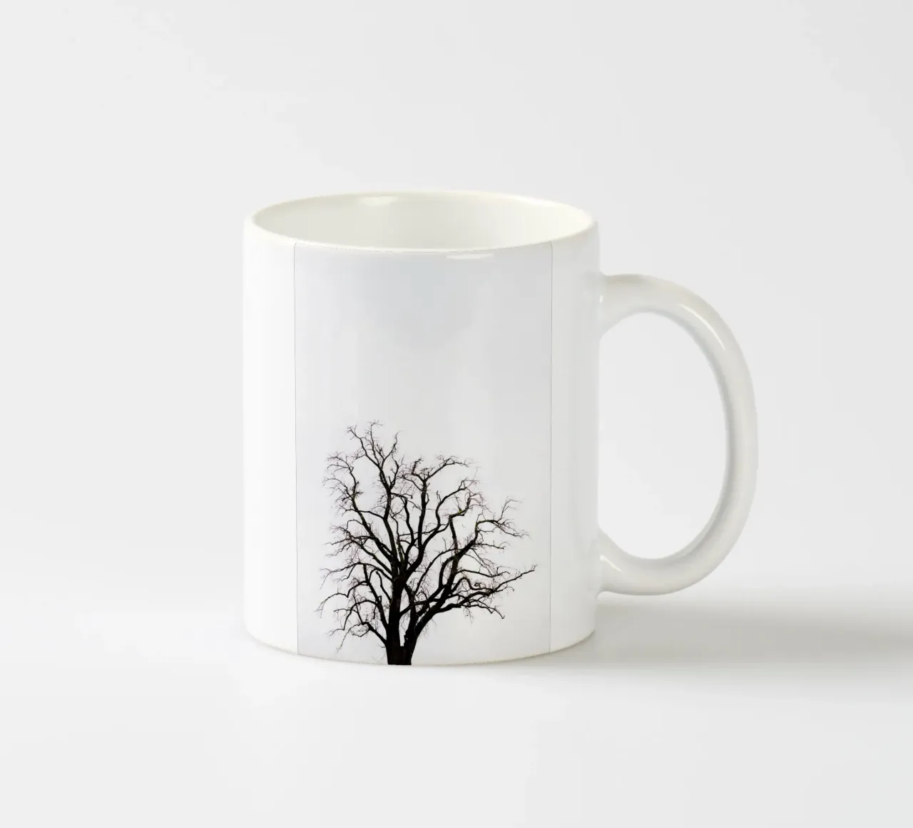 Albero in Carinzia (Austria) tazza in ceramica da Simon Koy