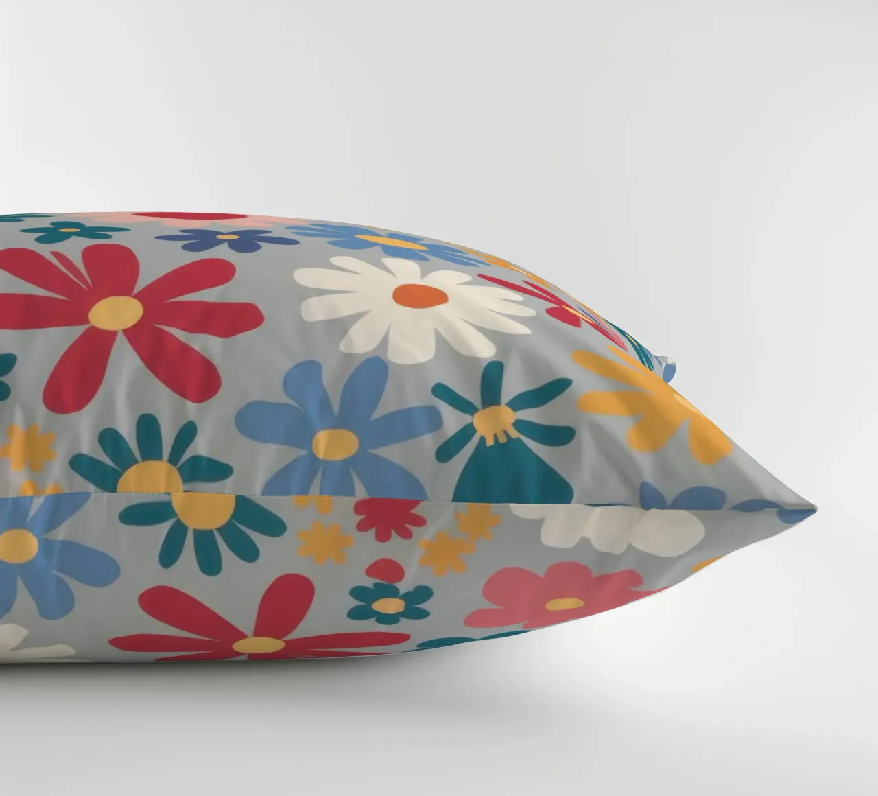 Patchwork di pose pastello cuscino da Absca Gallery