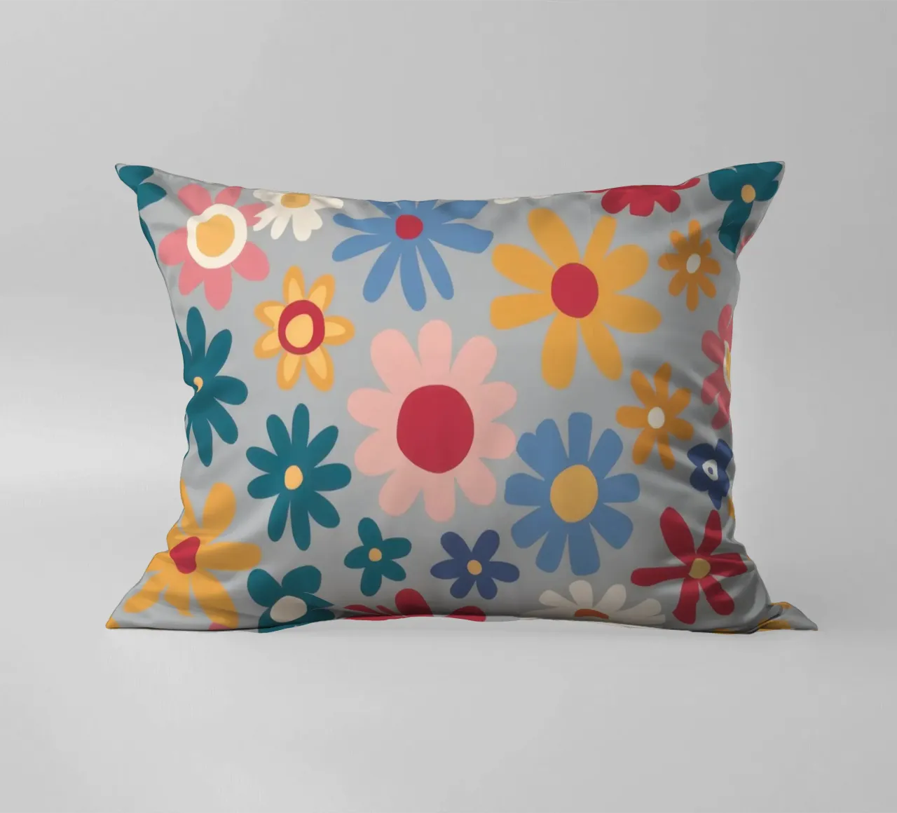 Patchwork di pose pastello cuscino da Absca Gallery