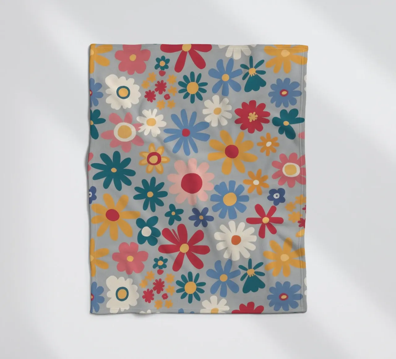 Patchwork di pose pastello coperta in pile da Absca Gallery