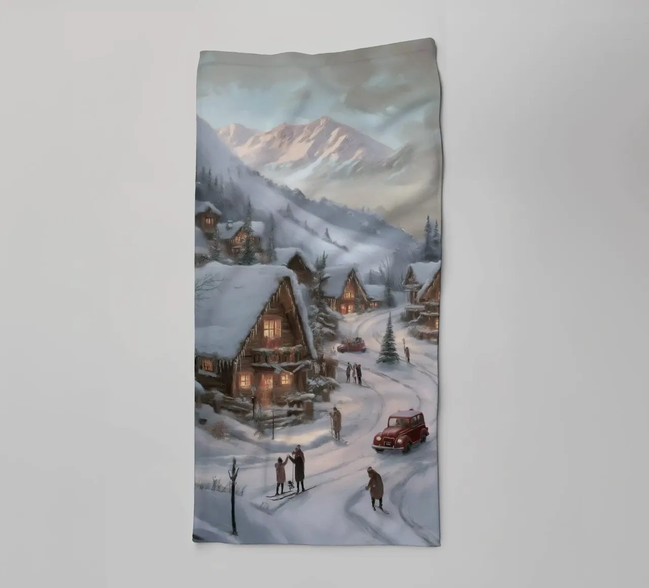 Villaggio invernale di montagna con case e luci innevate asciugamano da bagno da Cozy Vibes
