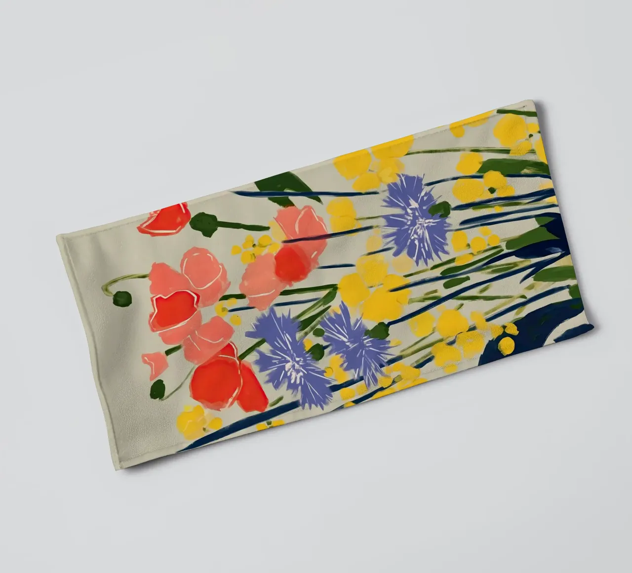 Soft Poppies, Cornflower Whisper asciugamano da bagno da Amelie Rose