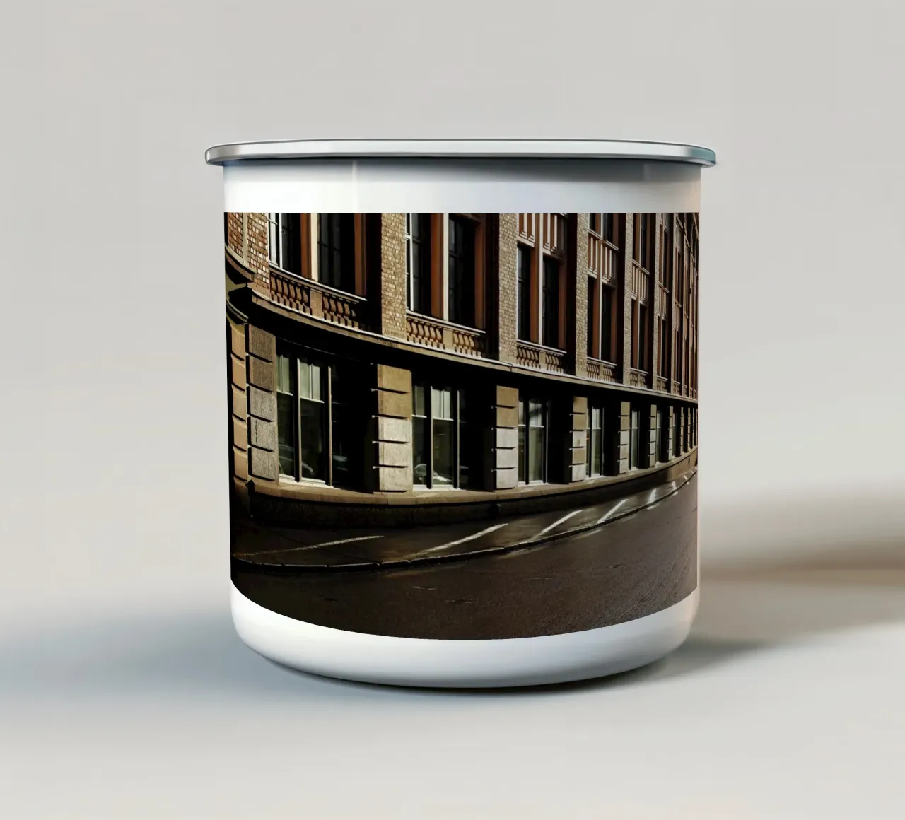 Dettagli architettonici di Helsinki tazza in smalto da Simon Koy