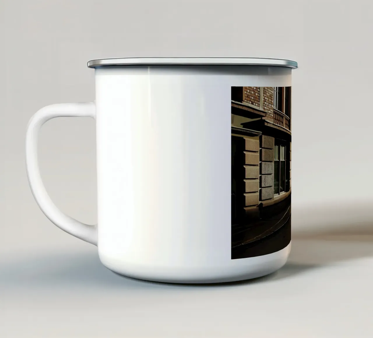 Dettagli architettonici di Helsinki tazza in smalto da Simon Koy