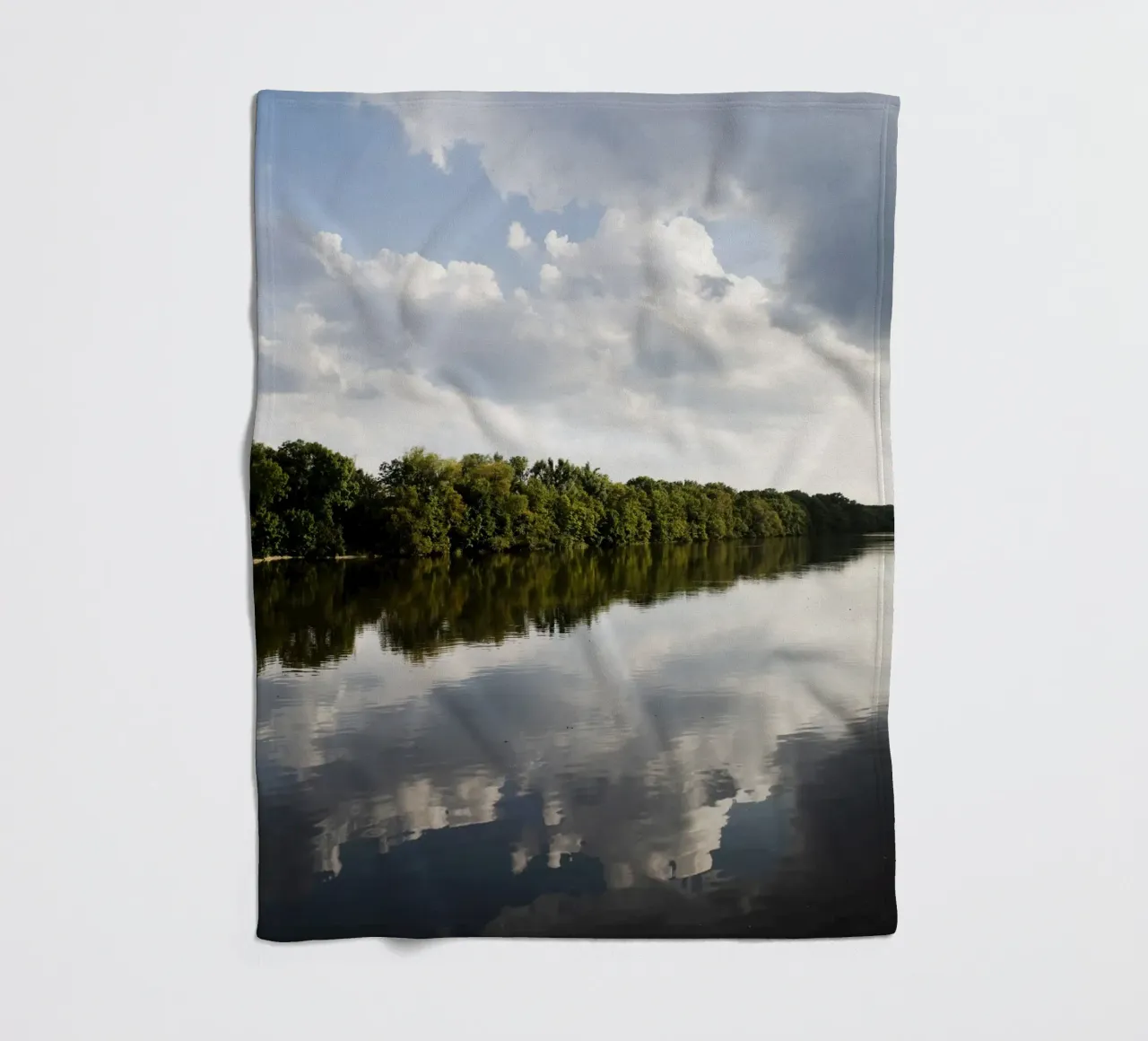 Riflessione sull'Isar coperta in pile da Simon Koy