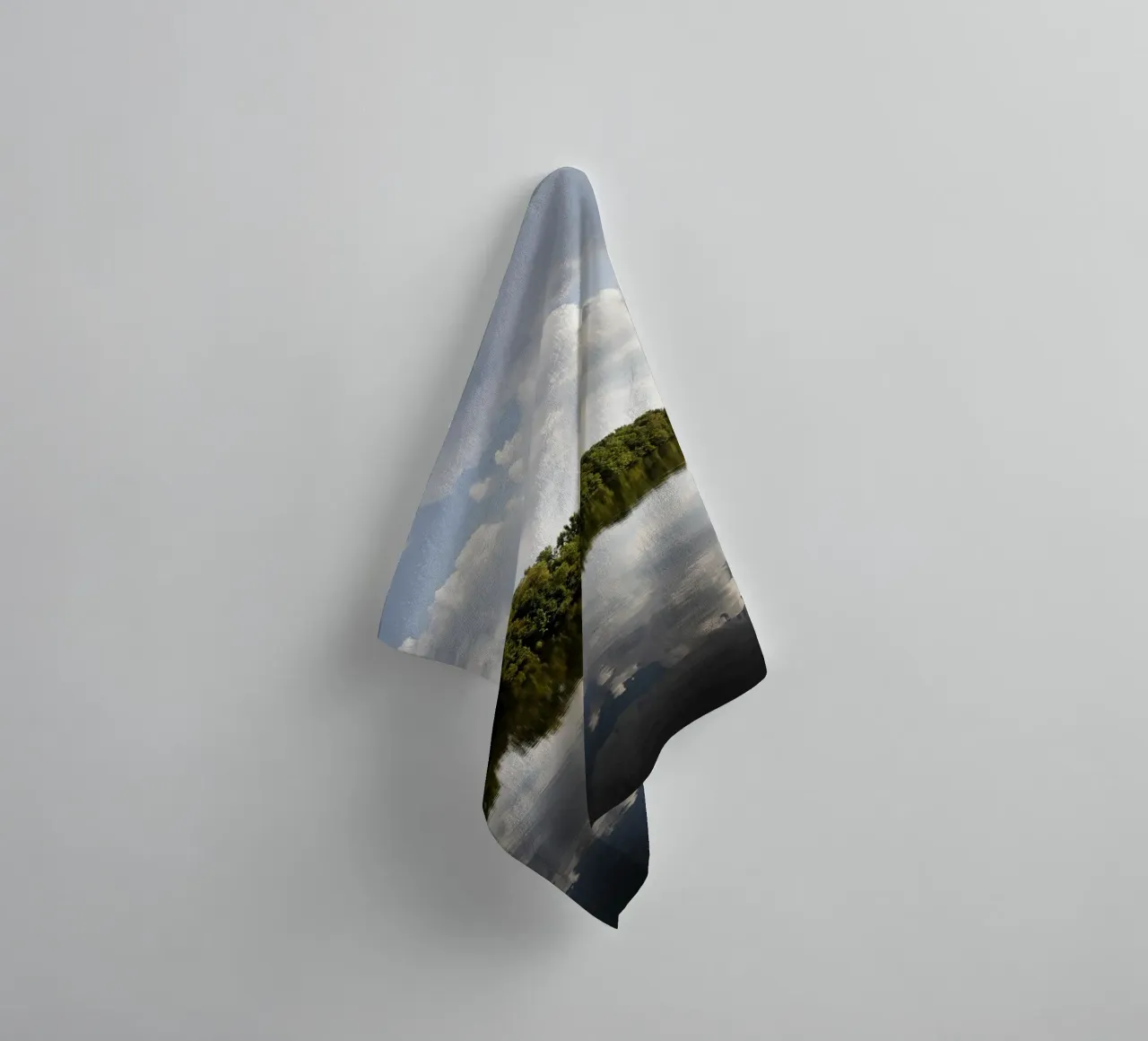 Reflection on the Isar towel by Simon Koy