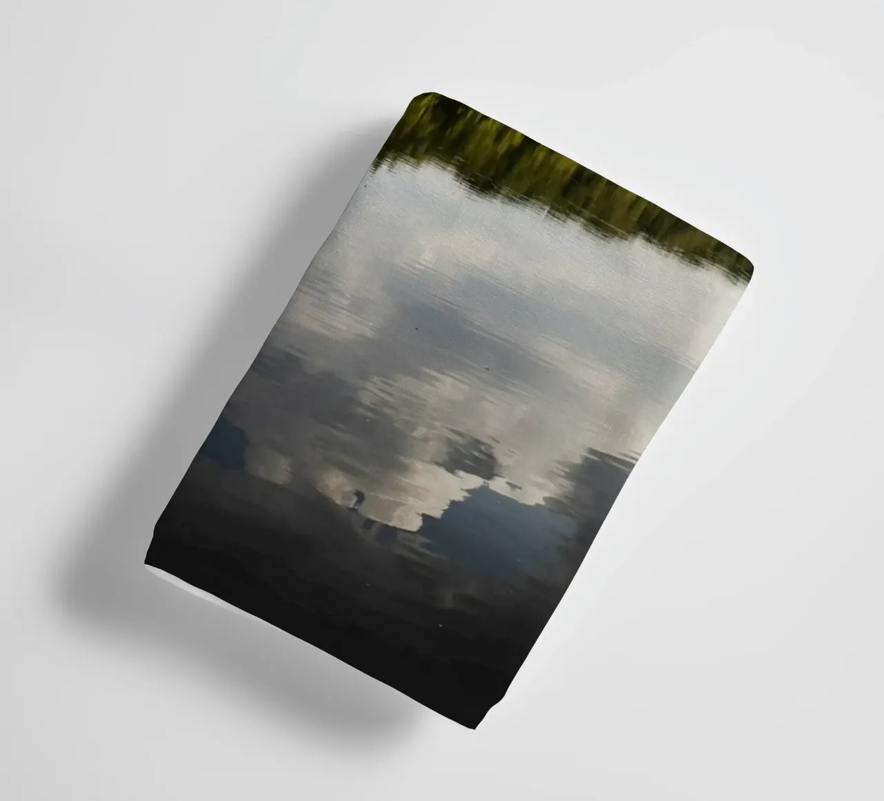 Reflection on the Isar towel by Simon Koy