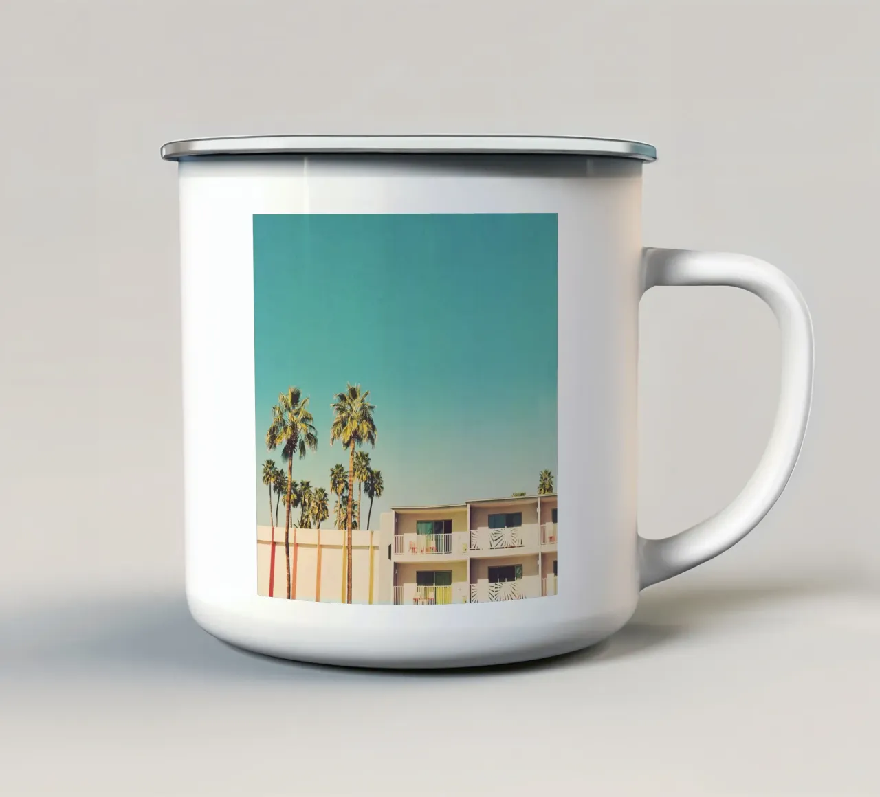 Palm Springs Getaway tazza in smalto da lennytravers