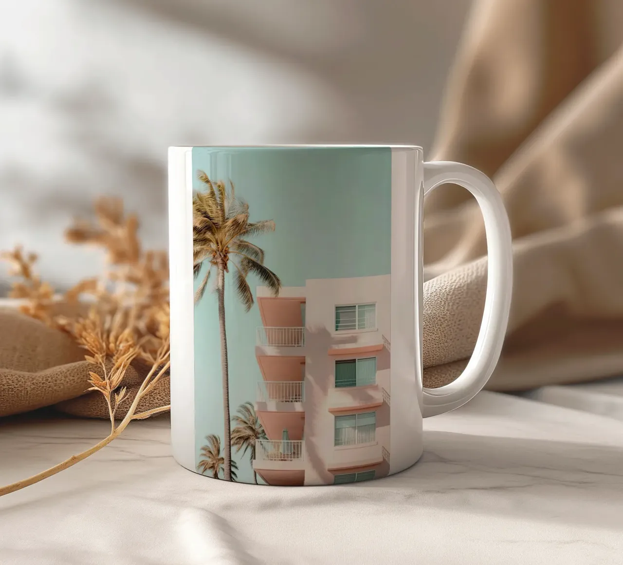 Pastel Pink Building With Palms Summer tazza in ceramica da Leonard Barreiro