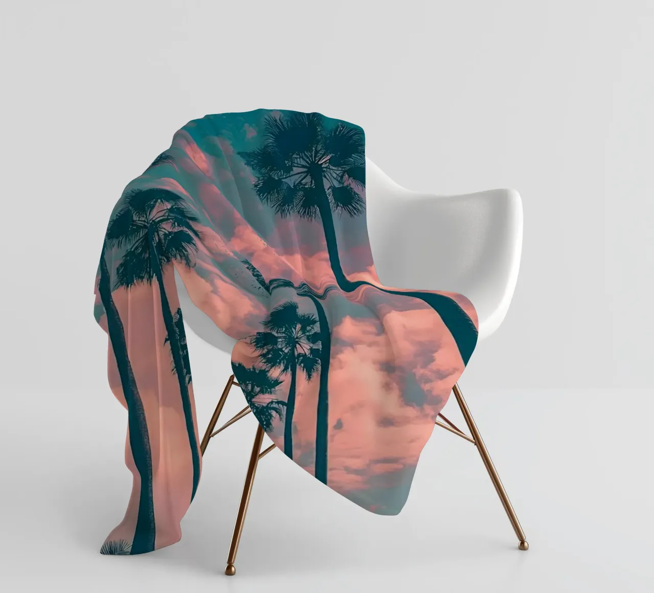 Pink Sky With Palm Trees coperta in pile da Leonard Barreiro