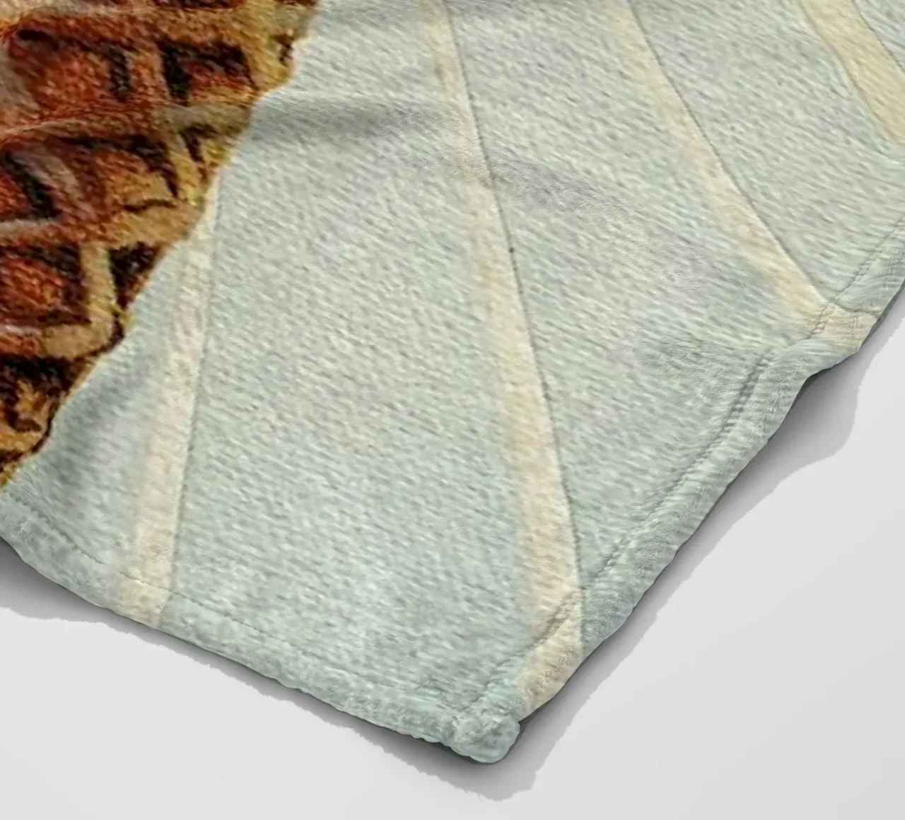 Strawberry Double Scoop coperta in pile da Kelly Gilleran