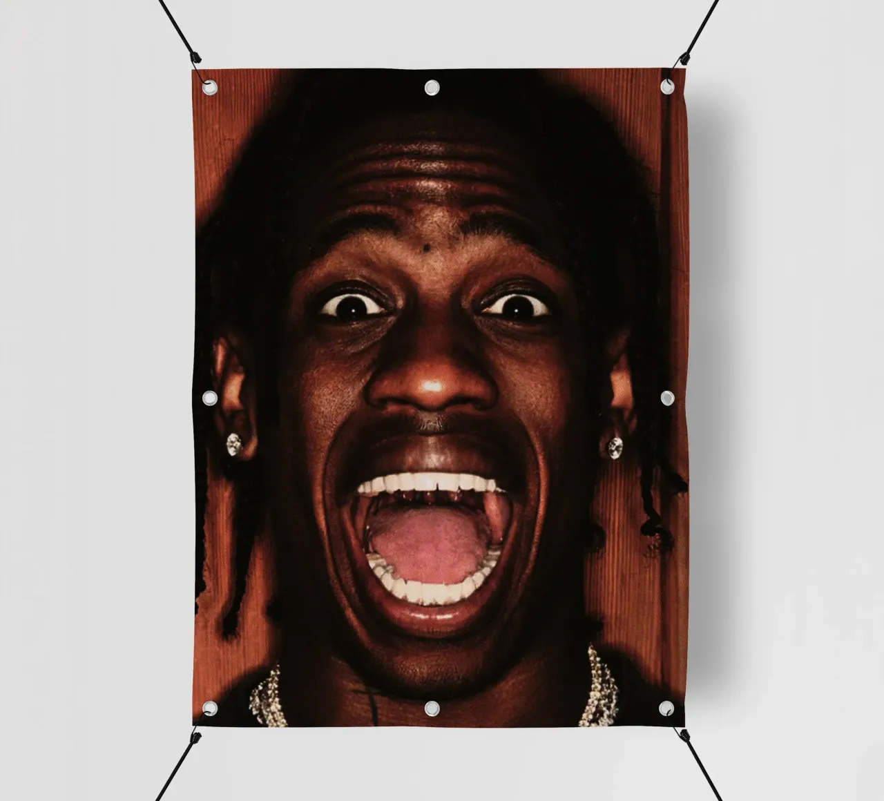 Travis Scott telo in pvc da Torres 9