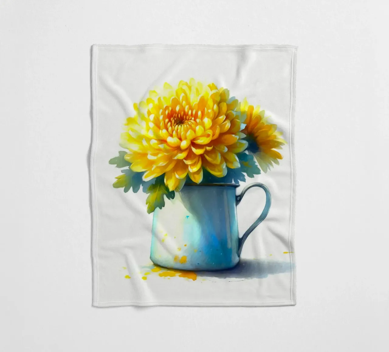 Un singolo crisantemo giallo in una brocca in smalto blu coperta in pile da Bloom And Brush