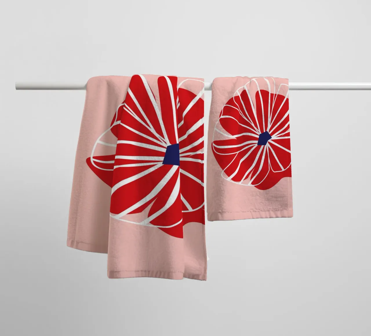 Poder de las flores rojas toalla de baño de Schuhmann Design