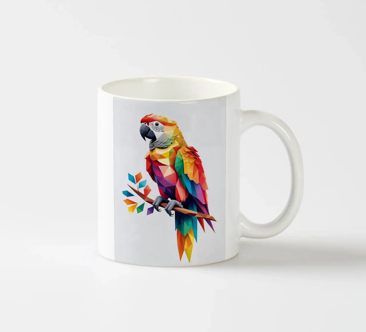 Pappagallo geometrico colorato su un ramo tazza in ceramica da Barbara Wright