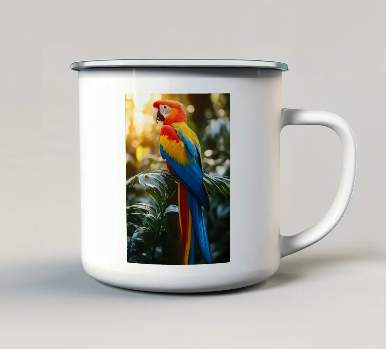 Pappagallo ara colorato appollaiato su un ramo tazza in smalto da Barbara Wright