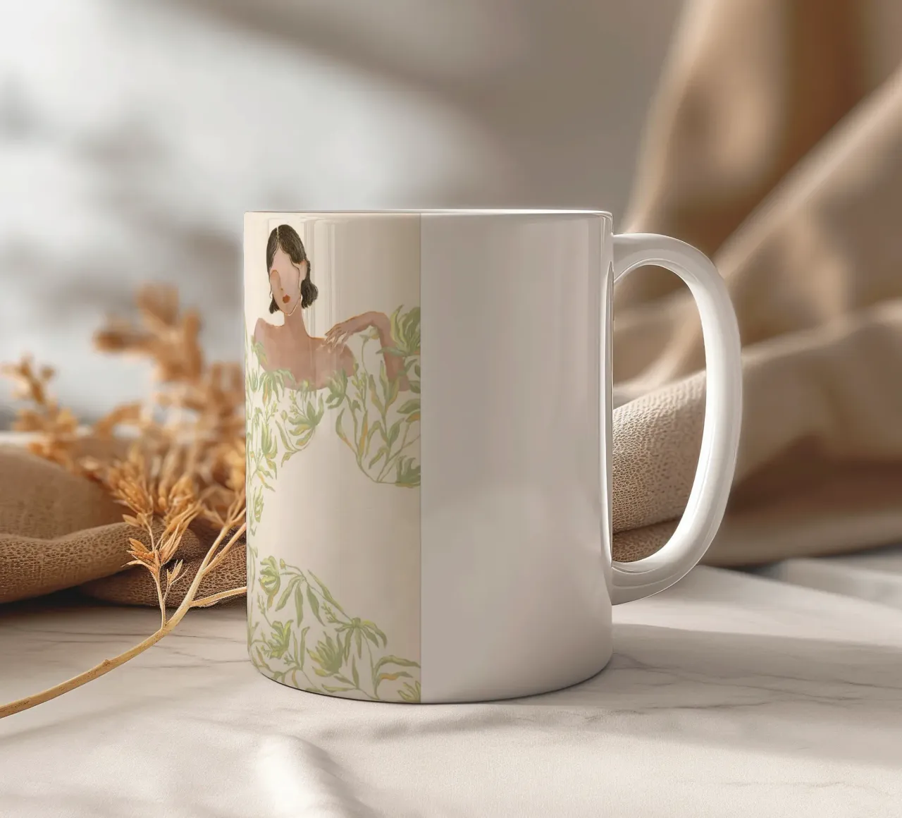 Signora in abito floreale verde tazza in ceramica da Morgan shop