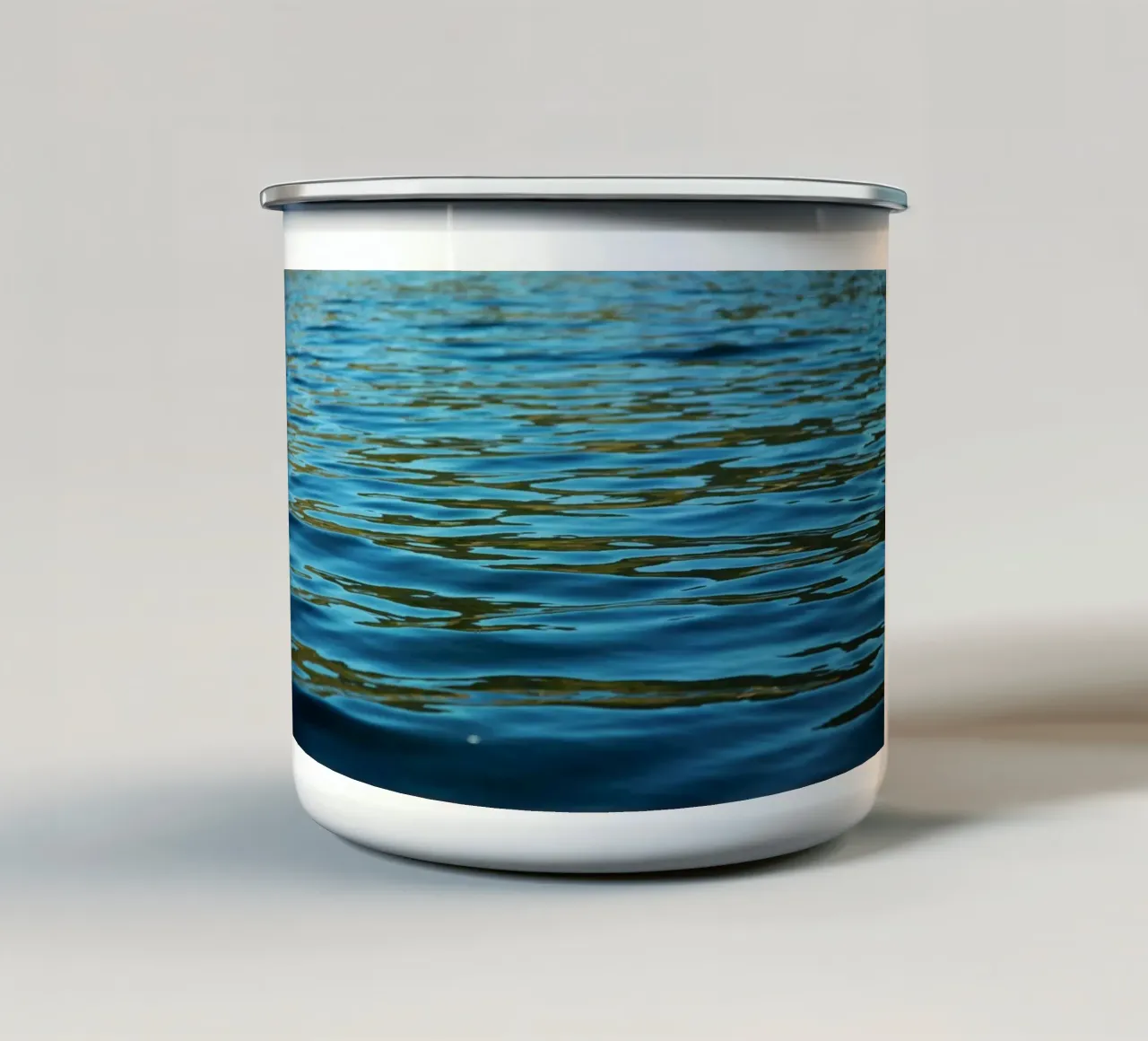 Tegernsee tazza in smalto da Simon Koy
