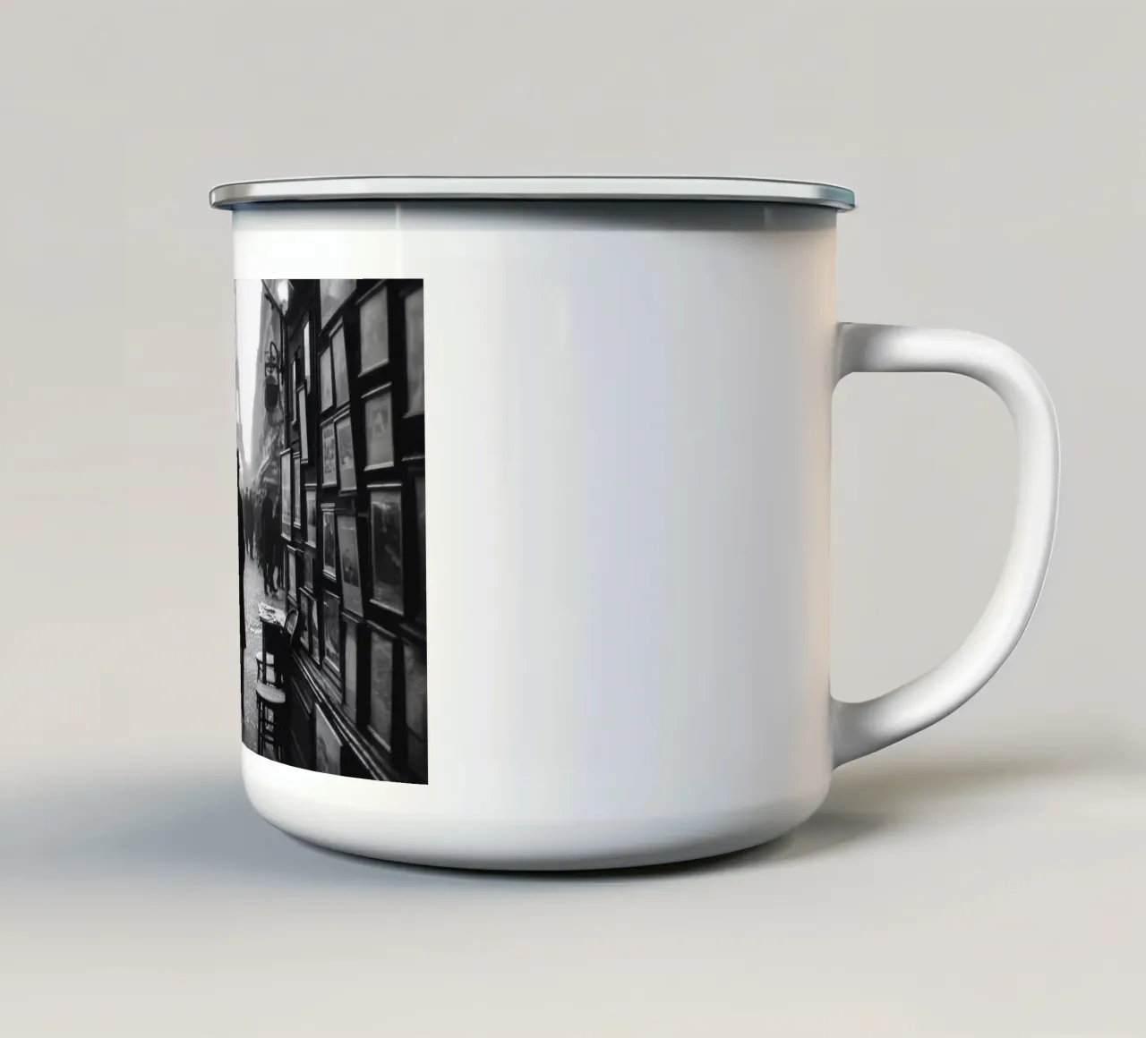 L'uomo che non è mai tornato tazza in smalto da M-Ulrich-Digital Art