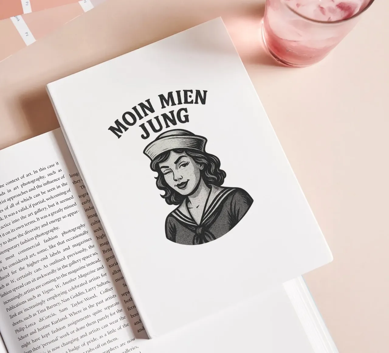 Moin mien Jung - Marinaio sfrontato in un look marittimo retrò diario da Fies&Fein