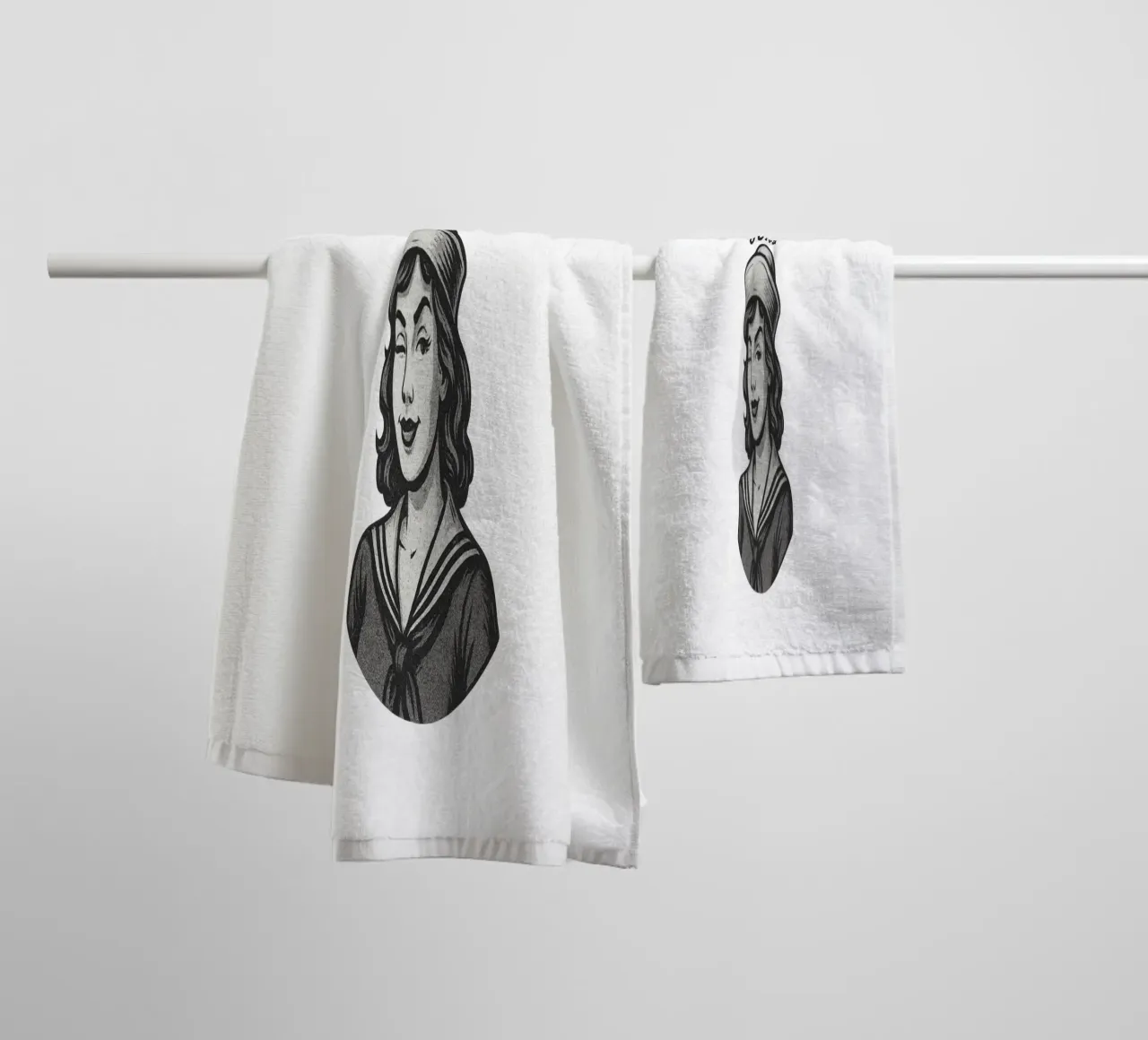 Moin mien Jung - Marinaio sfrontato in un look marittimo retrò asciugamano da bagno da Fies&Fein