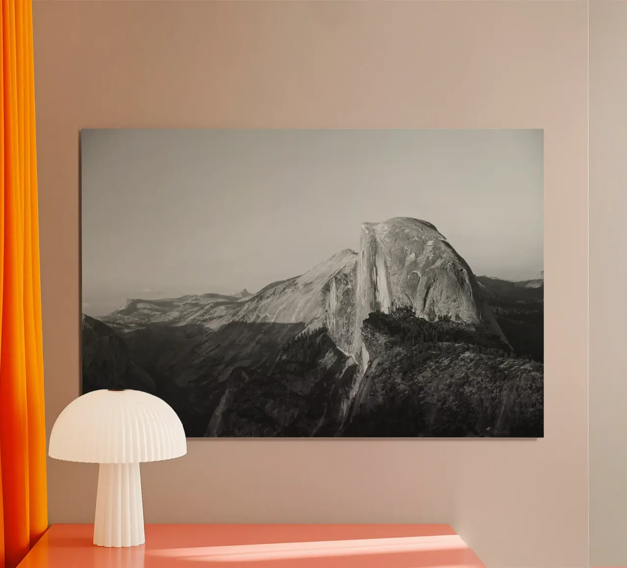 Half Dome V poster con telaio in alluminio da thetraveller