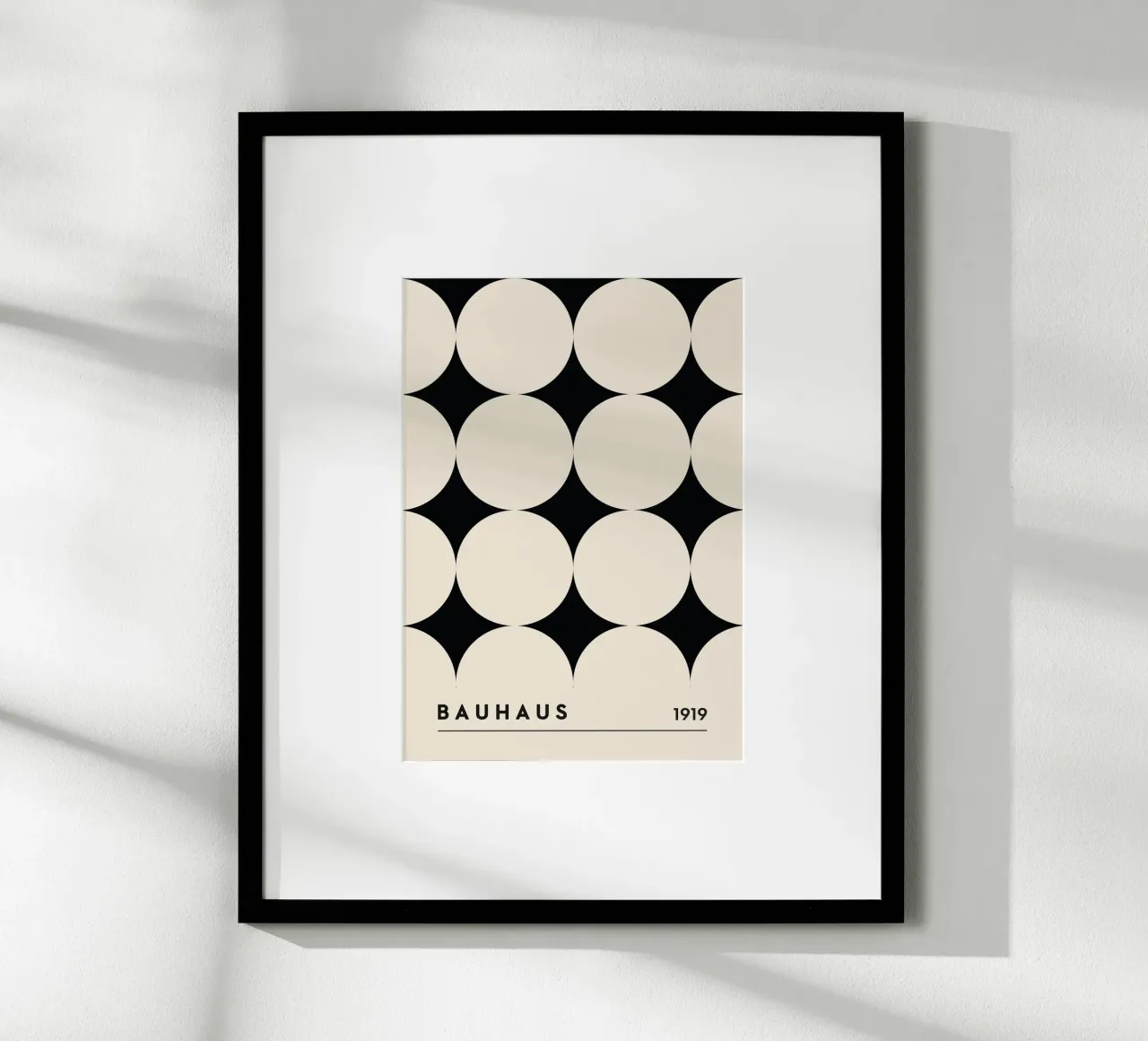 Bauhaus Circle Pattern, Minimalist Geometric Art Print hahnemühle by Bakara