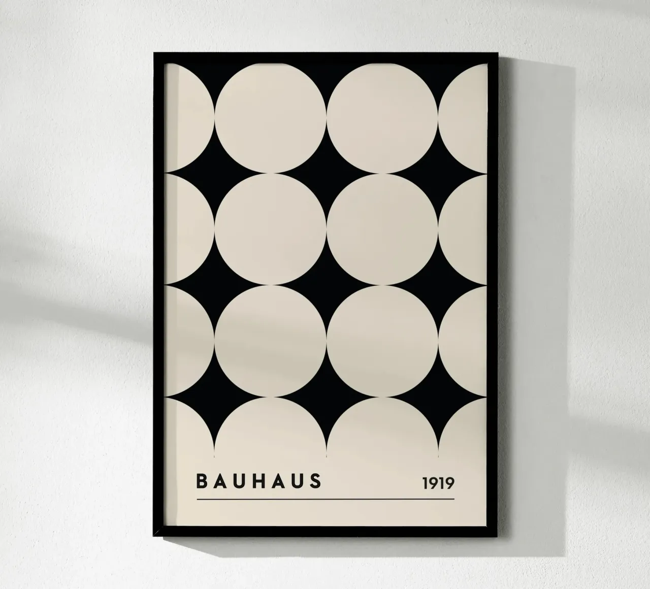 Bauhaus Circle Pattern, Minimalist Geometric Art Print hahnemühle by Bakara