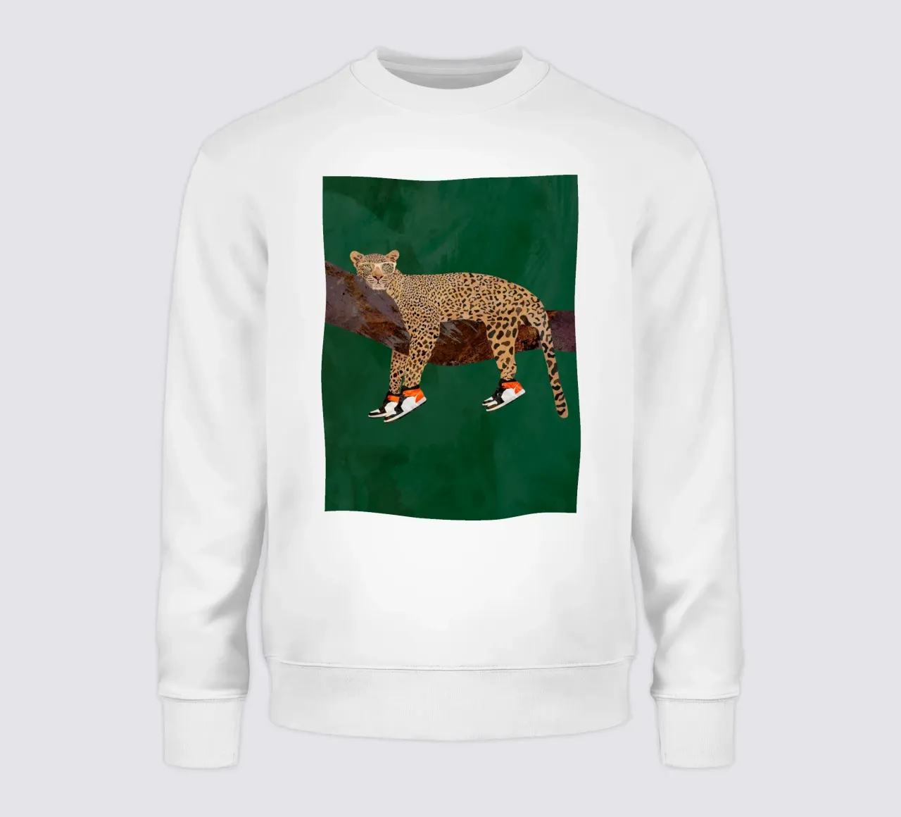 Lazy leopard in sneakers felpa da SarahManovski