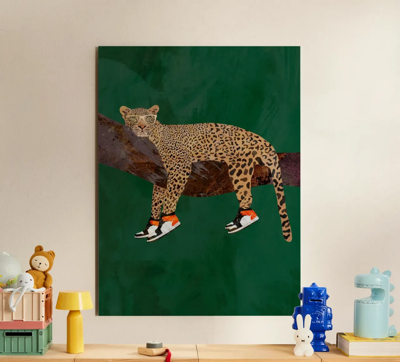 Lazy leopard in sneakers alluminio dibond da SarahManovski