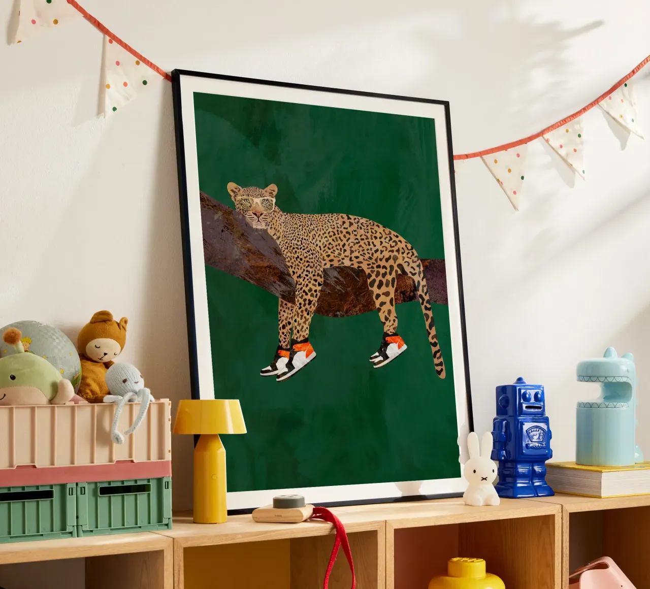 Lazy leopard in sneakers poster da SarahManovski