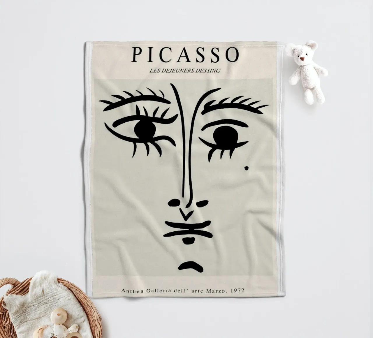 schizzo di un volto con un neo di Picasso coperta in pile da eternal nino
