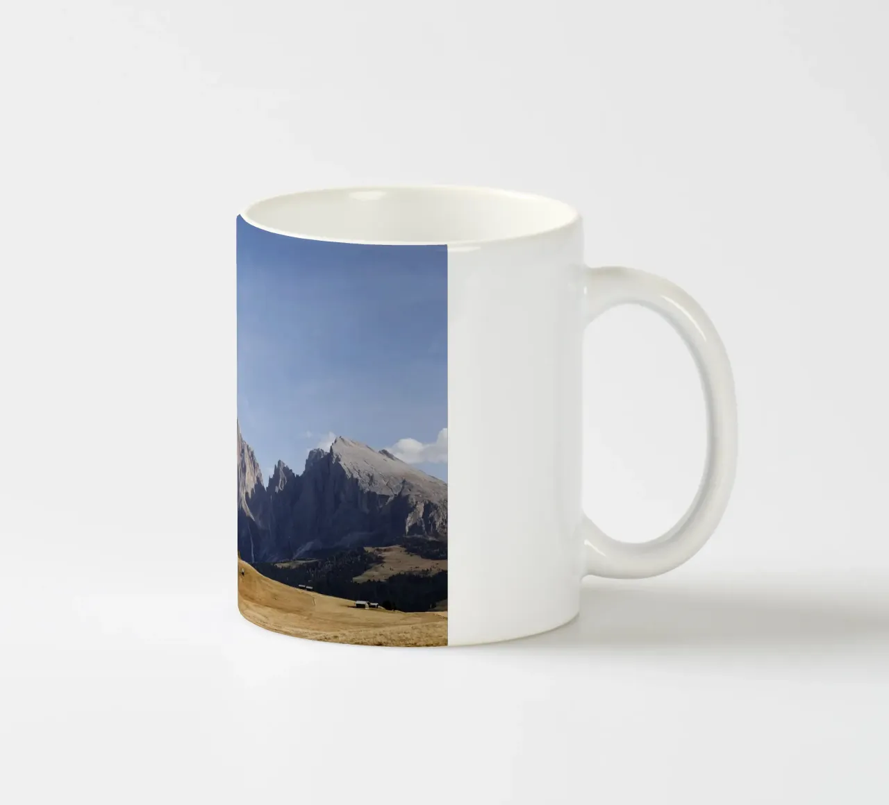 L'Alpe di Siusi nel tardo autunno in Alto Adige tazza in ceramica da Simon Koy