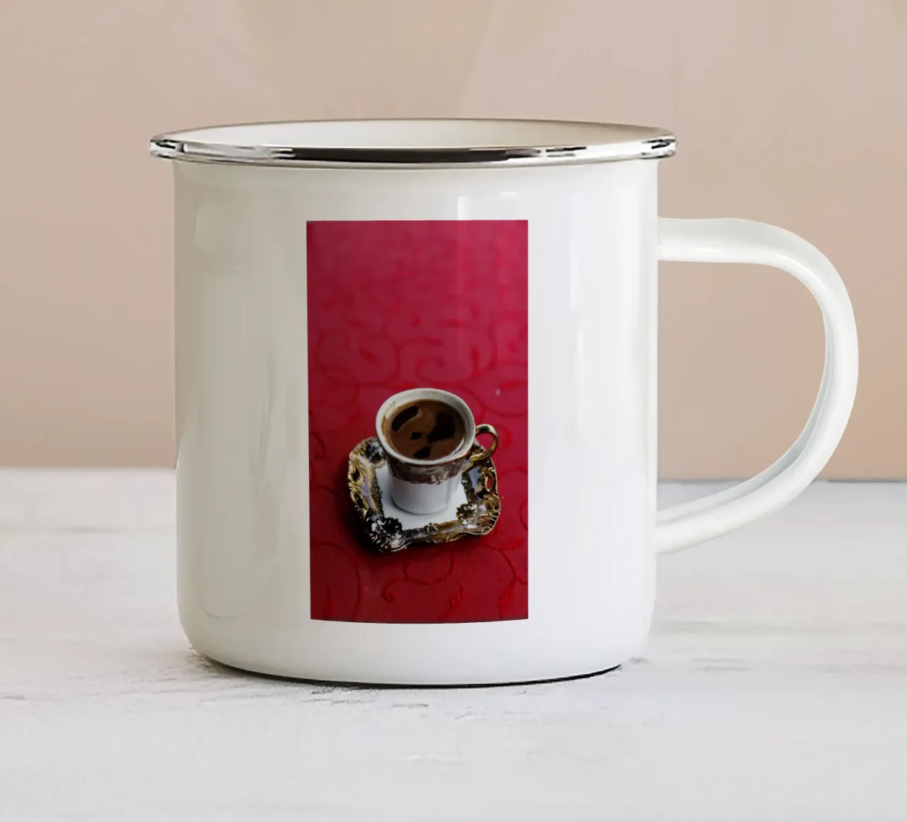 Caffè armeno tazza in smalto da Simon Koy