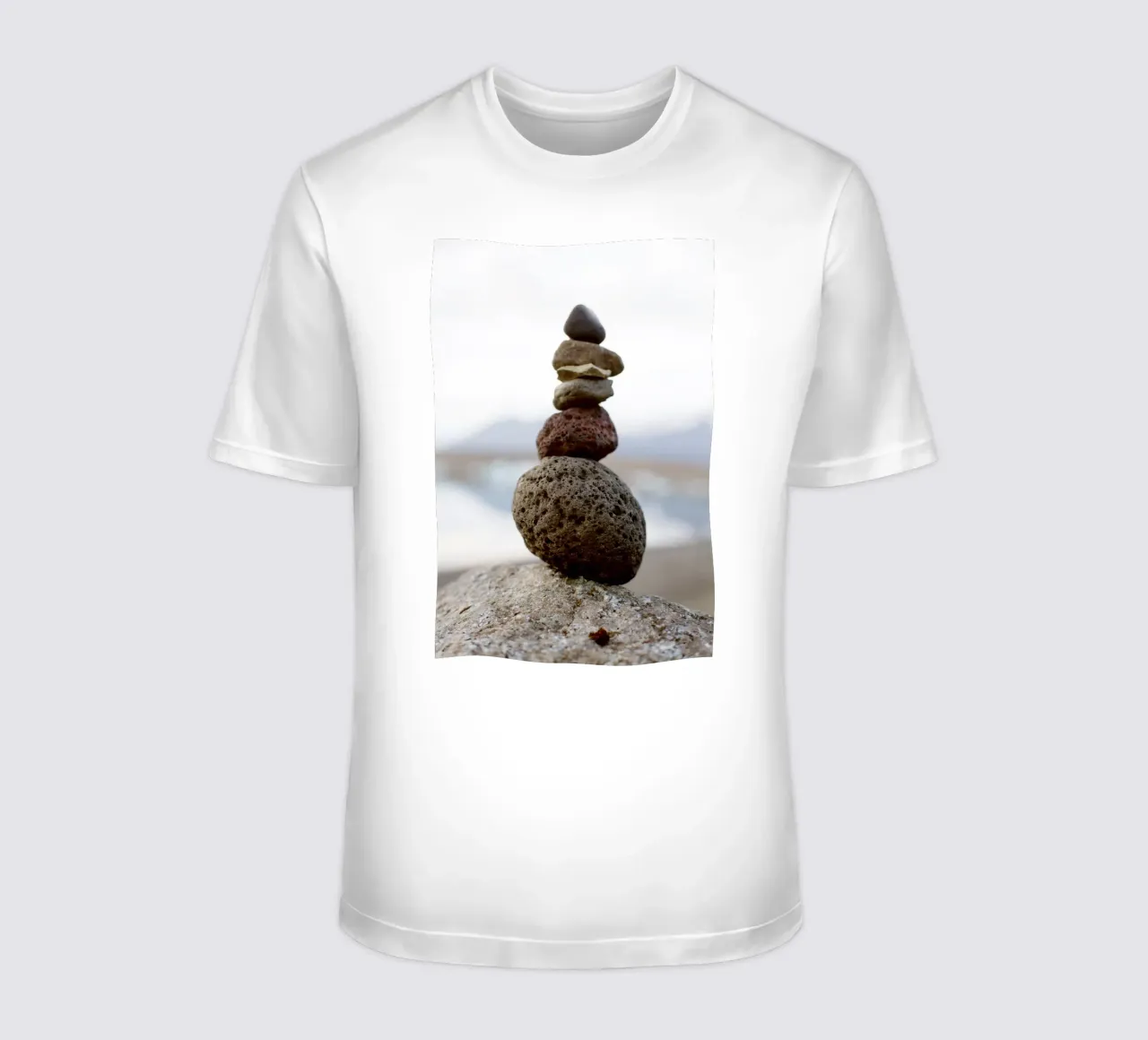 Pietre in Islanda t-shirt da Simon Koy