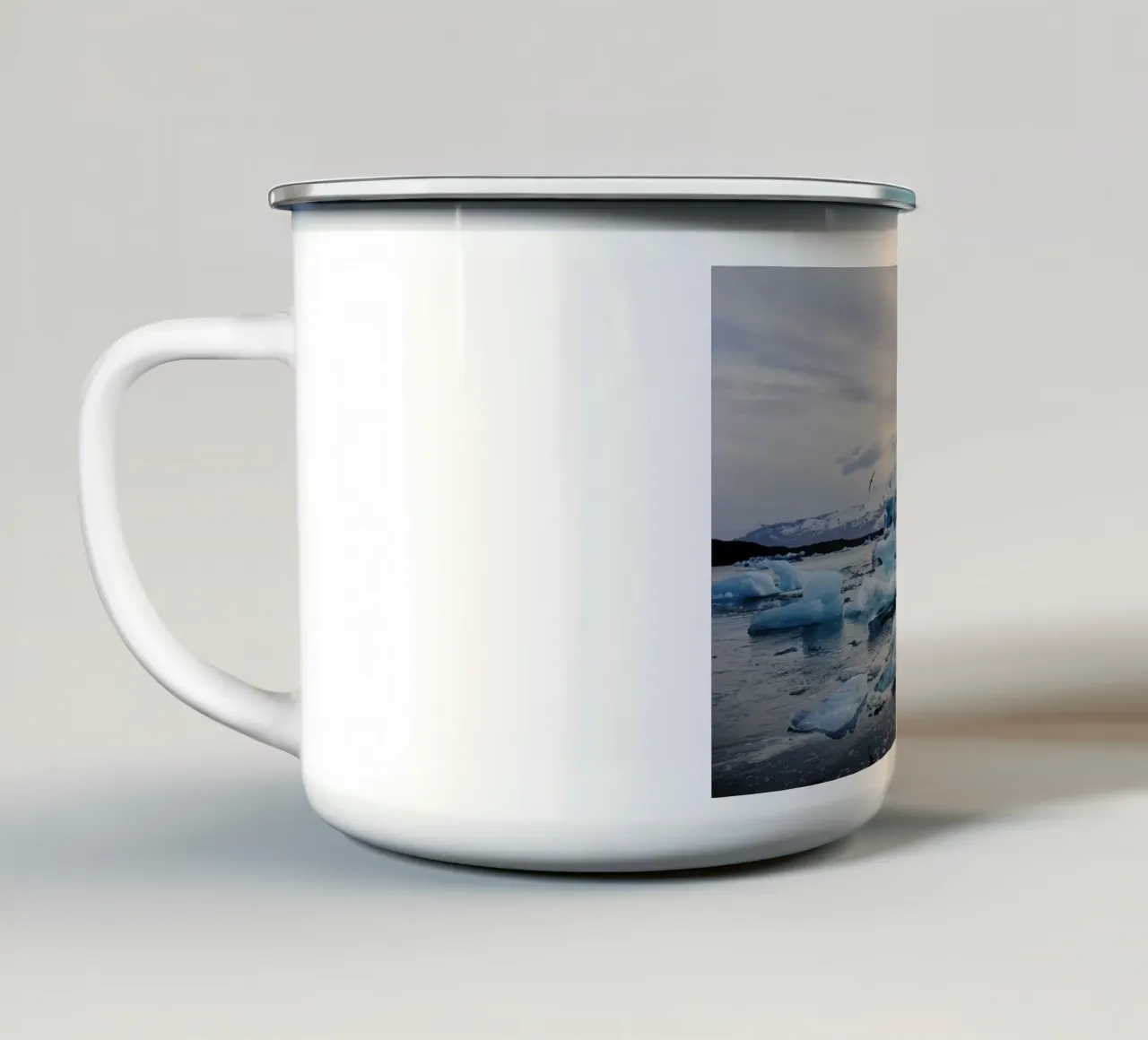 Ghiacciaio Islanda tazza in smalto da Simon Koy