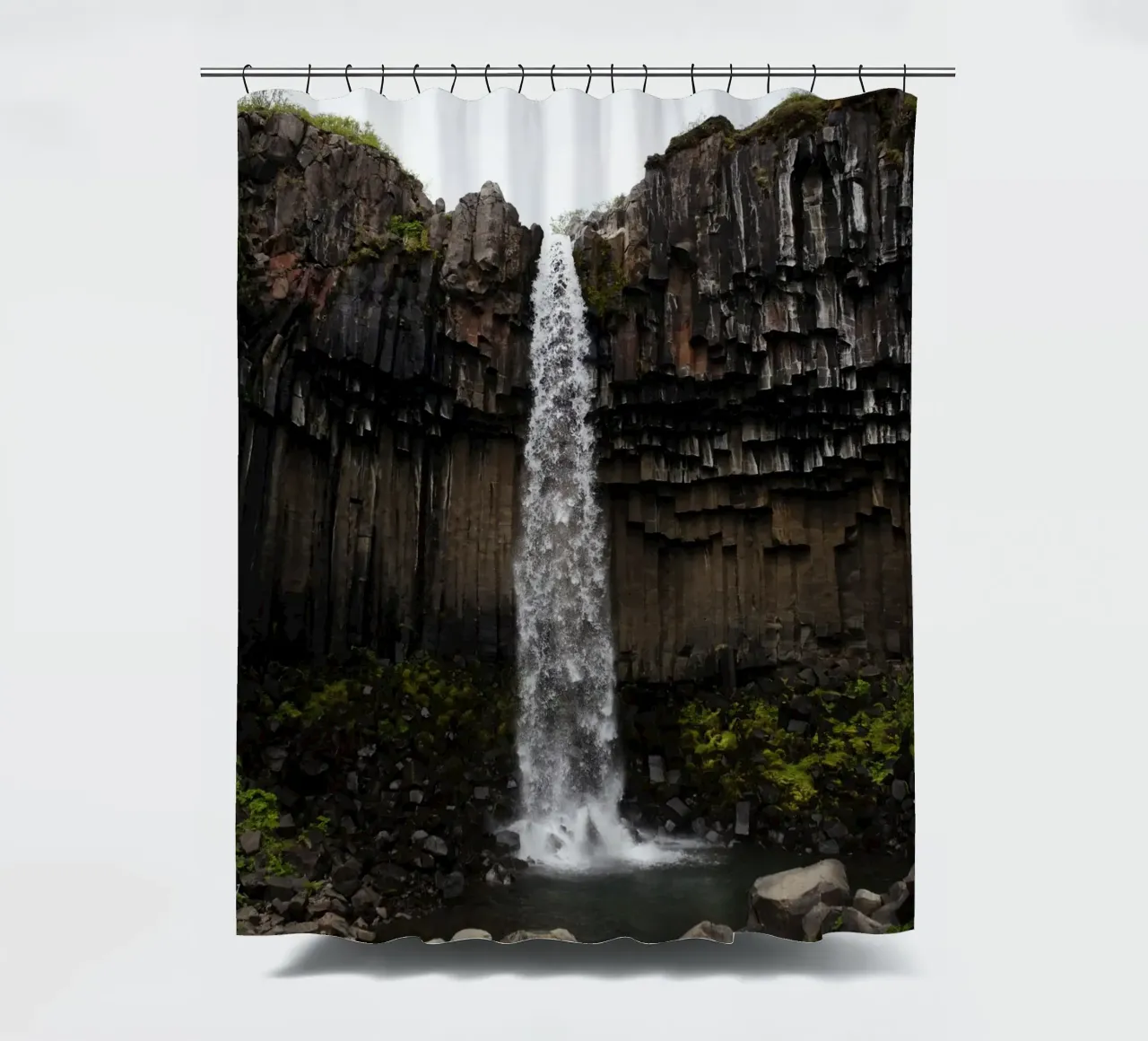 Cascata in Islanda tenda da doccia da Simon Koy