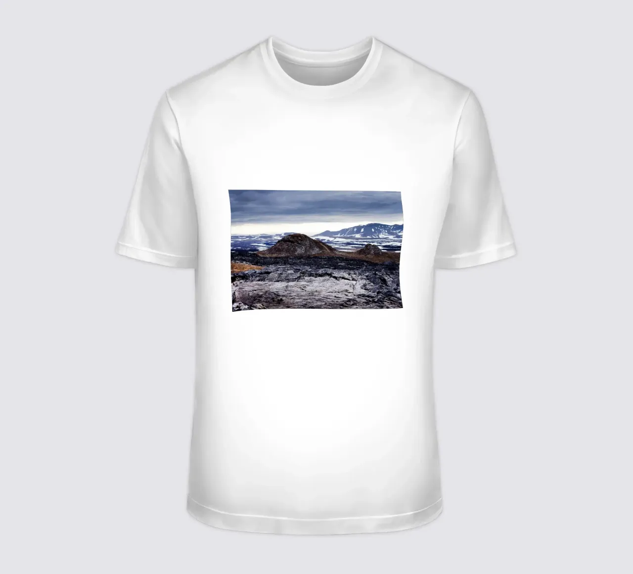 Vulkan in Island t-shirt da Simon Koy