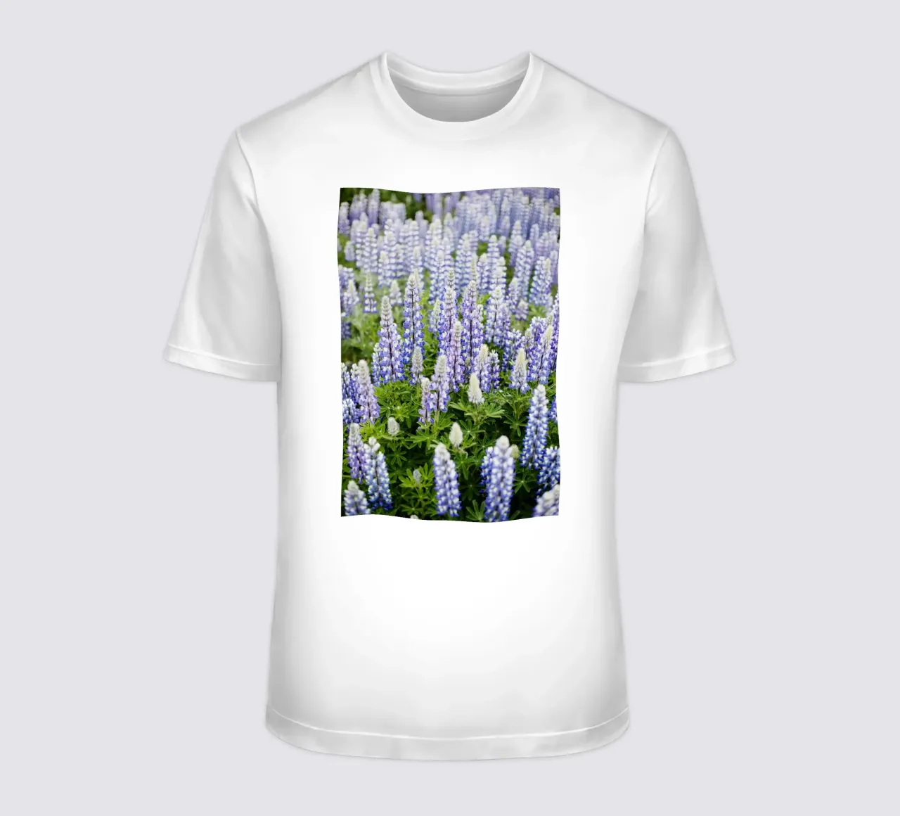 Piante in Islanda t-shirt da Simon Koy