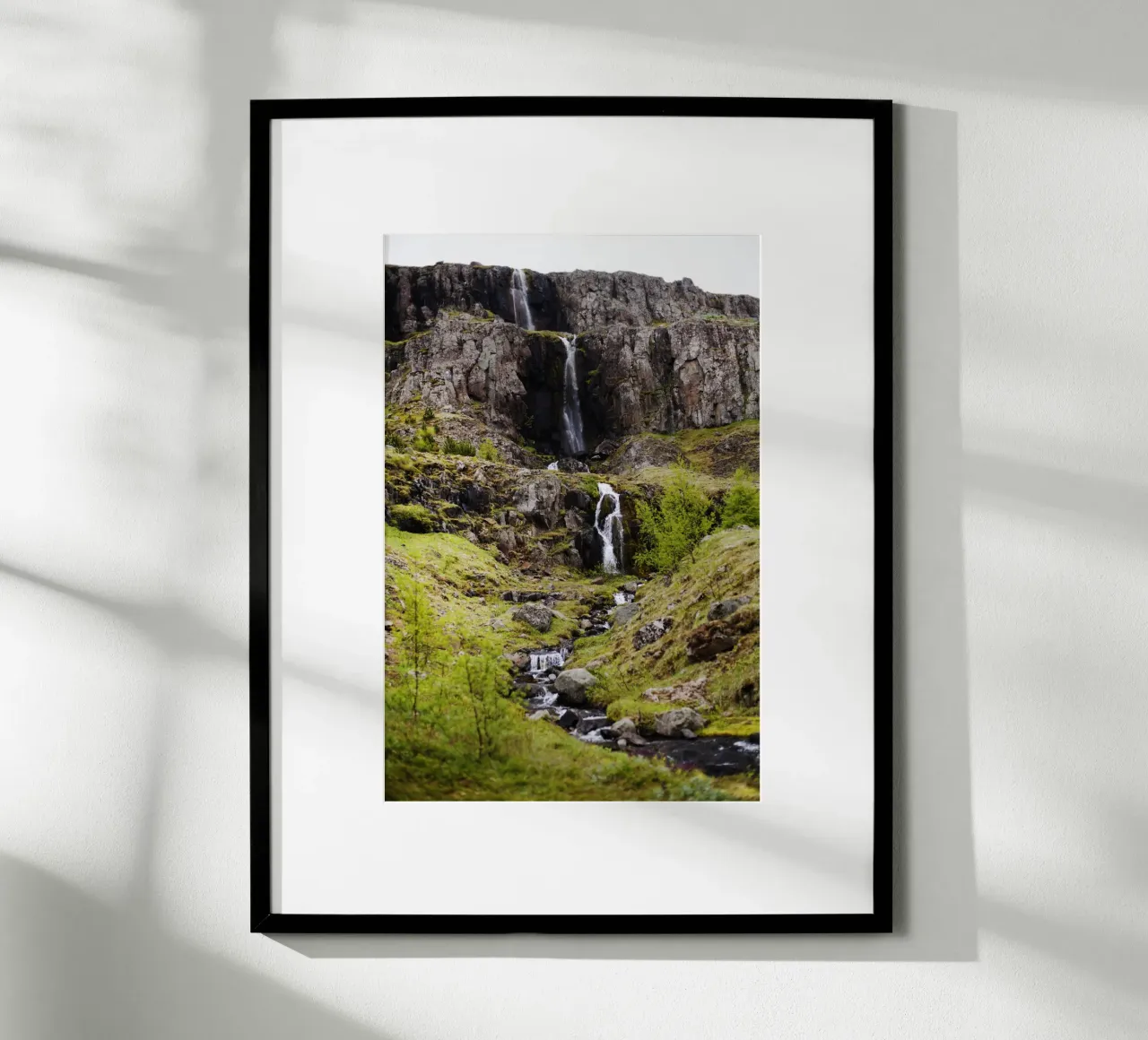 Cascata in Islanda carta hahnemühle da Simon Koy